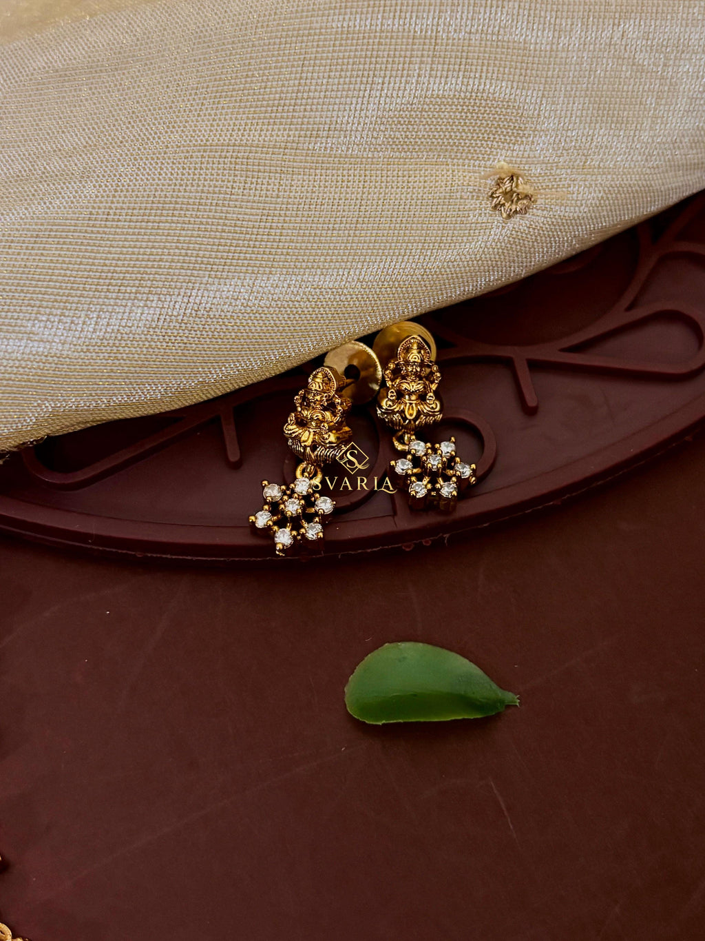 Lakshmi Temple Diamond Floral Necklace with Jhumka Earrings