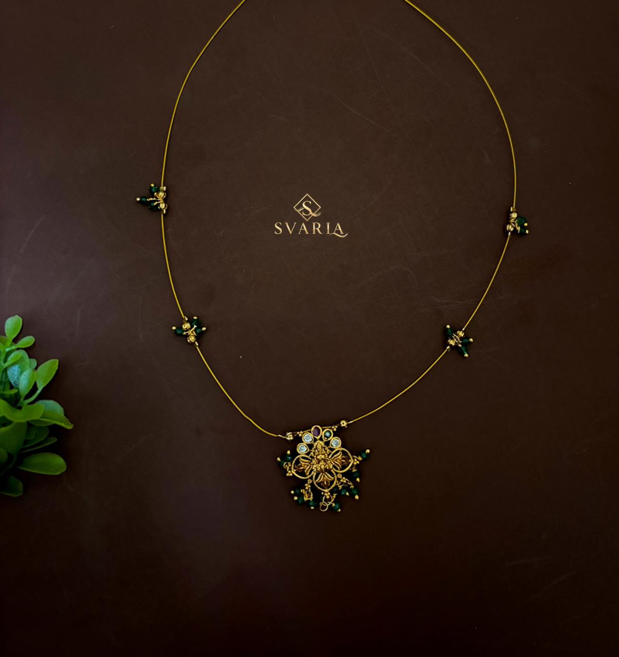 Emerald Bloom Temple Choker Necklace